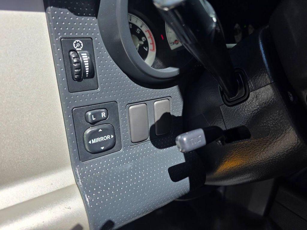 used 2007 Toyota FJ Cruiser car, priced at $11,499