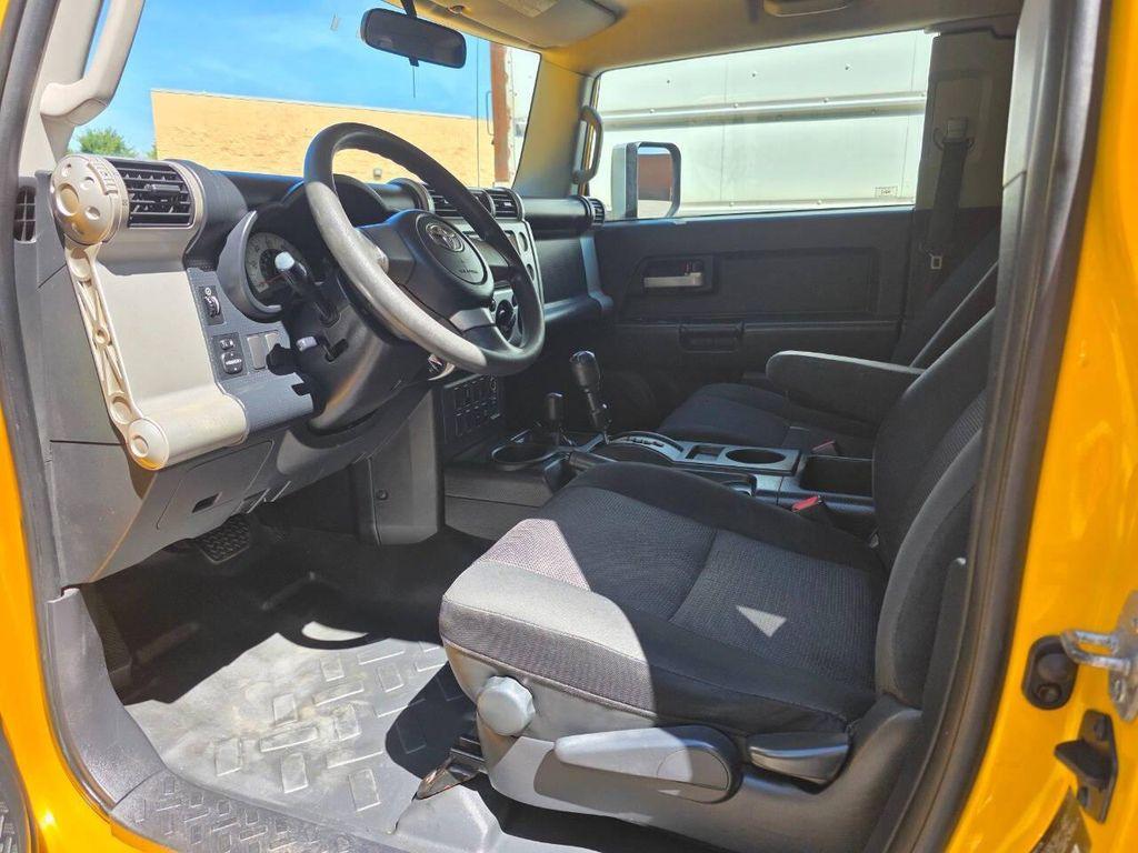 used 2007 Toyota FJ Cruiser car, priced at $11,499