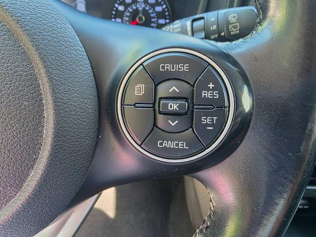 used 2021 Kia Soul car, priced at $13,998