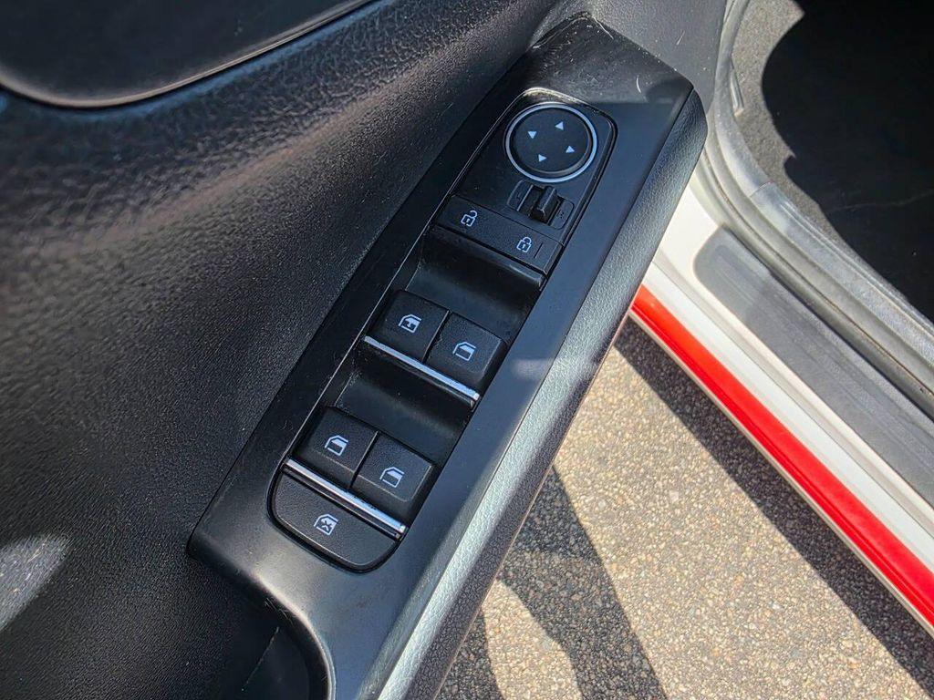 used 2021 Kia Soul car, priced at $13,998