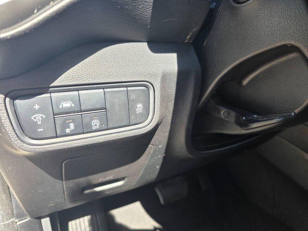 used 2021 Kia Soul car, priced at $13,998