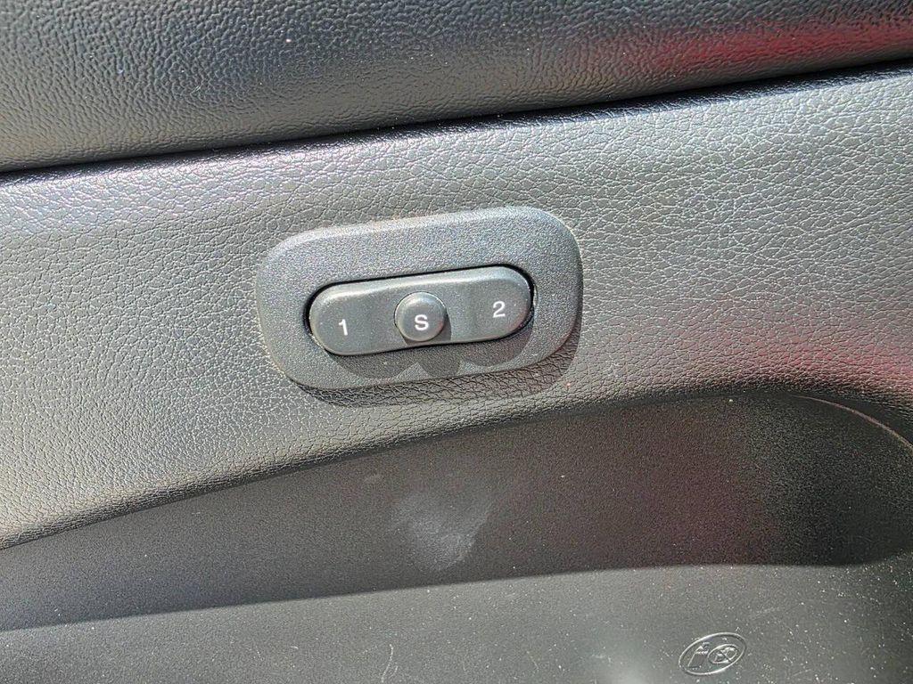 used 2017 Jeep Grand Cherokee car, priced at $11,999