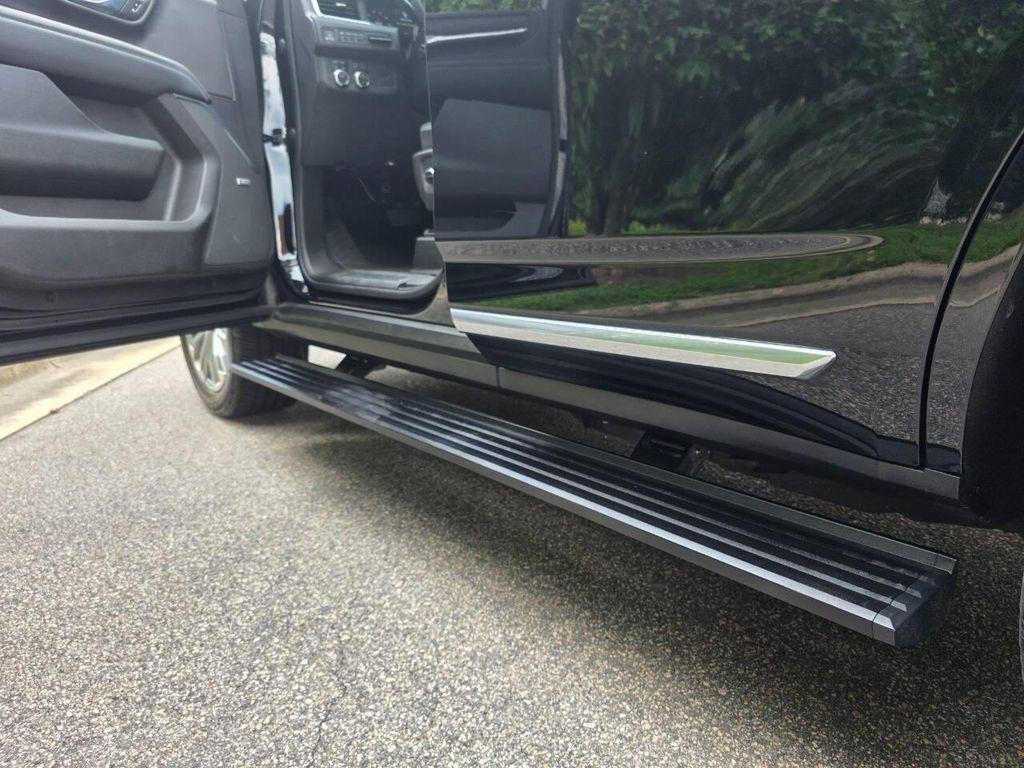 used 2022 GMC Yukon car, priced at $43,999