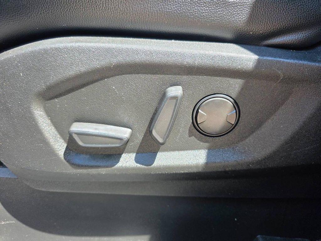 used 2022 Ford Edge car, priced at $17,997