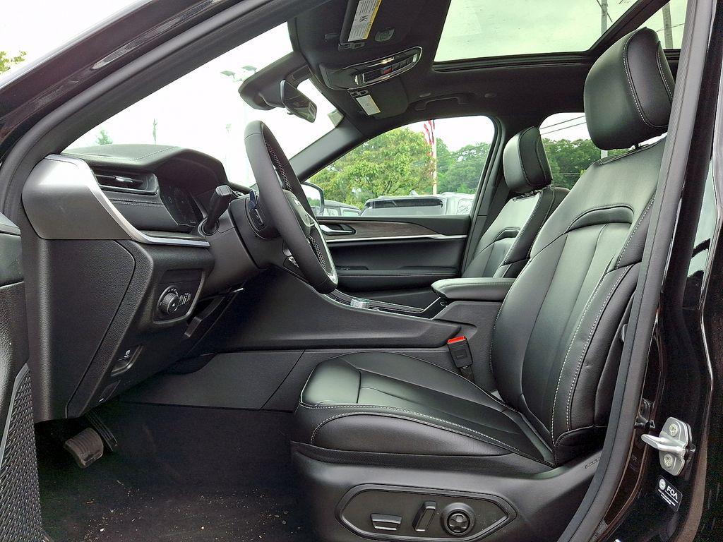 new 2026 Jeep Grand Cherokee L car, priced at $52,000