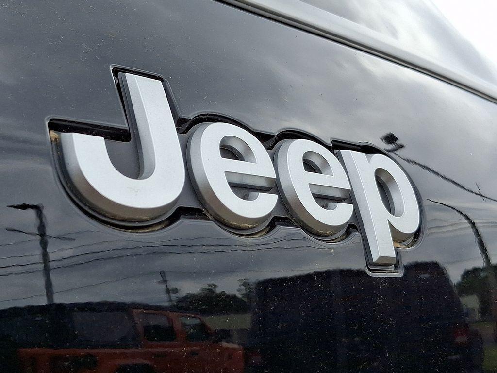 new 2026 Jeep Grand Cherokee L car, priced at $52,000