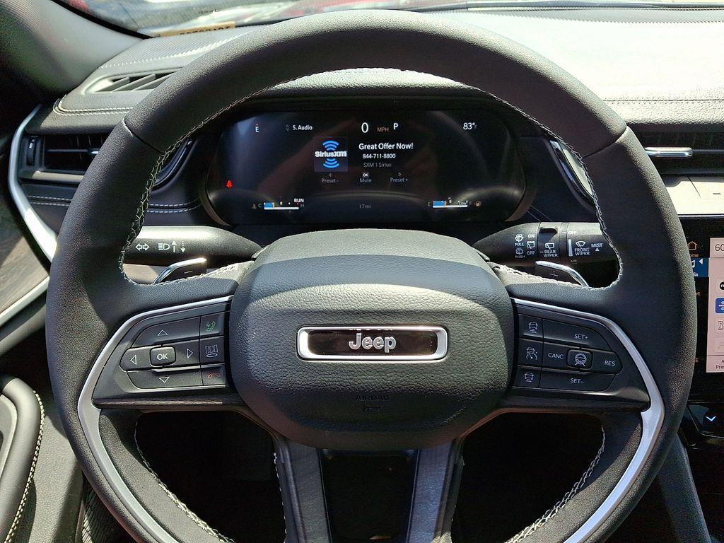 new 2026 Jeep Grand Cherokee car, priced at $48,525