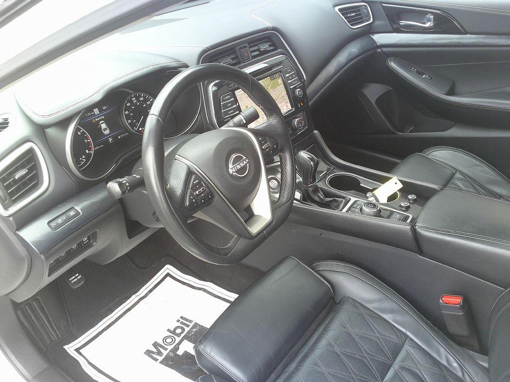 used 2023 Nissan Maxima car, priced at $26,995