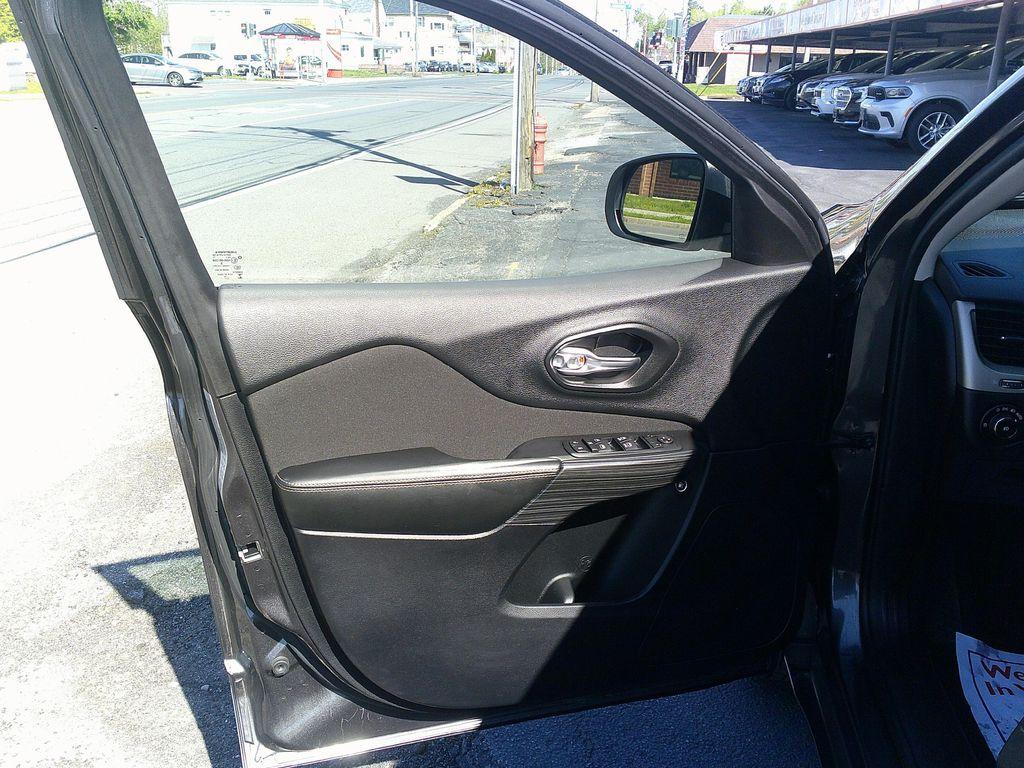 used 2017 Jeep Cherokee car, priced at $16,995