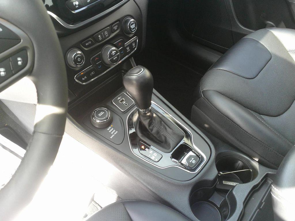 used 2022 Jeep Cherokee car, priced at $26,500