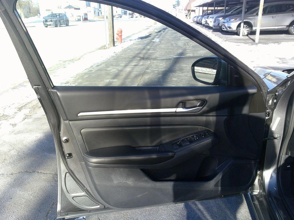 used 2022 Nissan Altima car, priced at $17,500