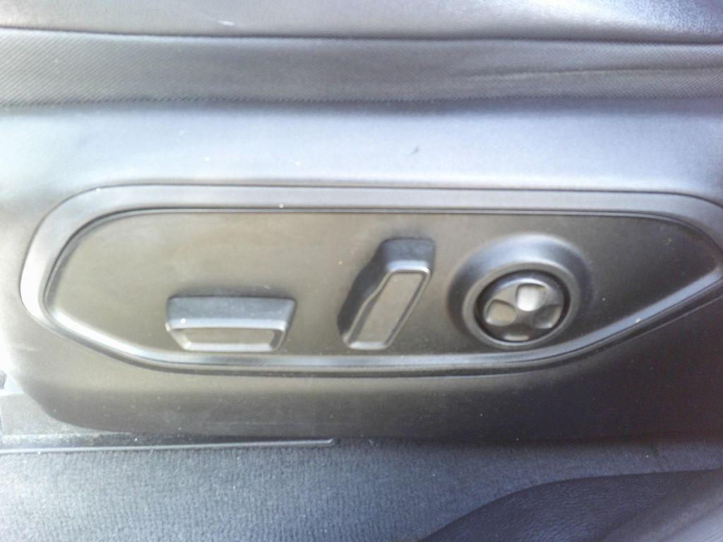 used 2023 Jeep Grand Cherokee car, priced at $32,495
