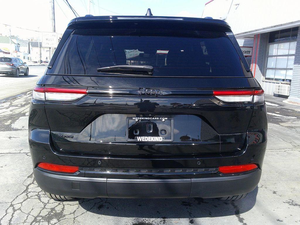 used 2023 Jeep Grand Cherokee car, priced at $32,495