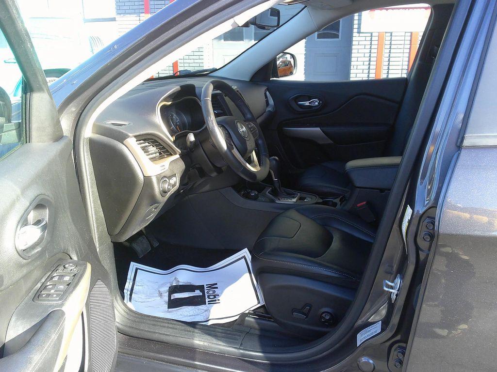 used 2017 Jeep Cherokee car, priced at $17,995