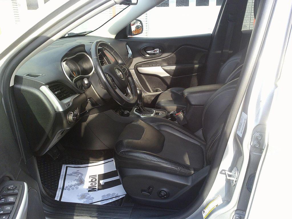 used 2018 Jeep Cherokee car, priced at $15,995