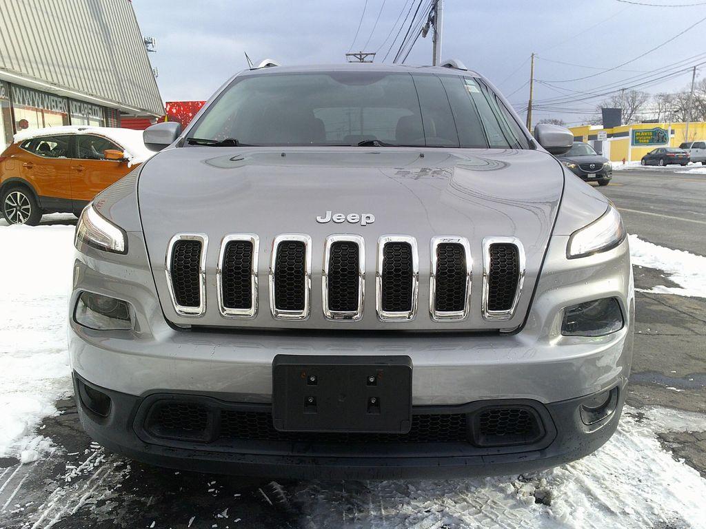 used 2018 Jeep Cherokee car, priced at $15,995