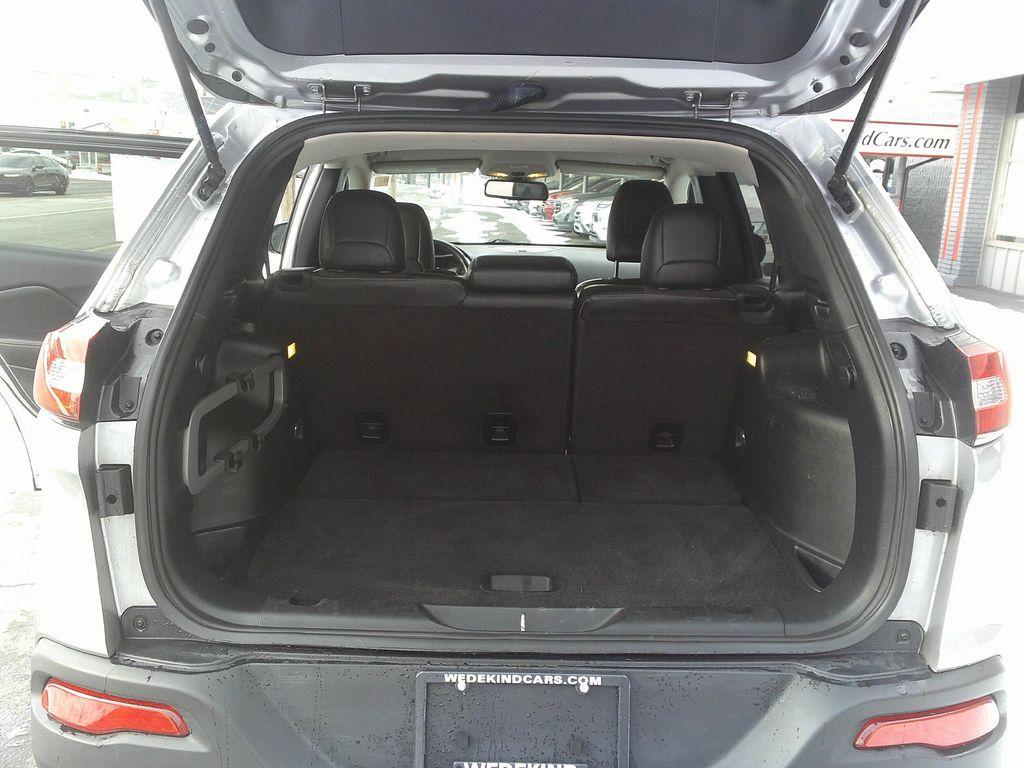 used 2018 Jeep Cherokee car, priced at $15,995