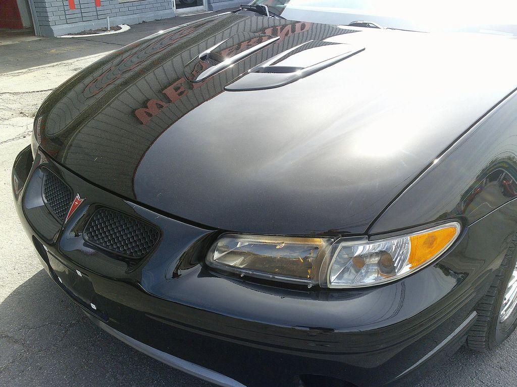 used 2001 Pontiac Grand Prix car, priced at $9,995