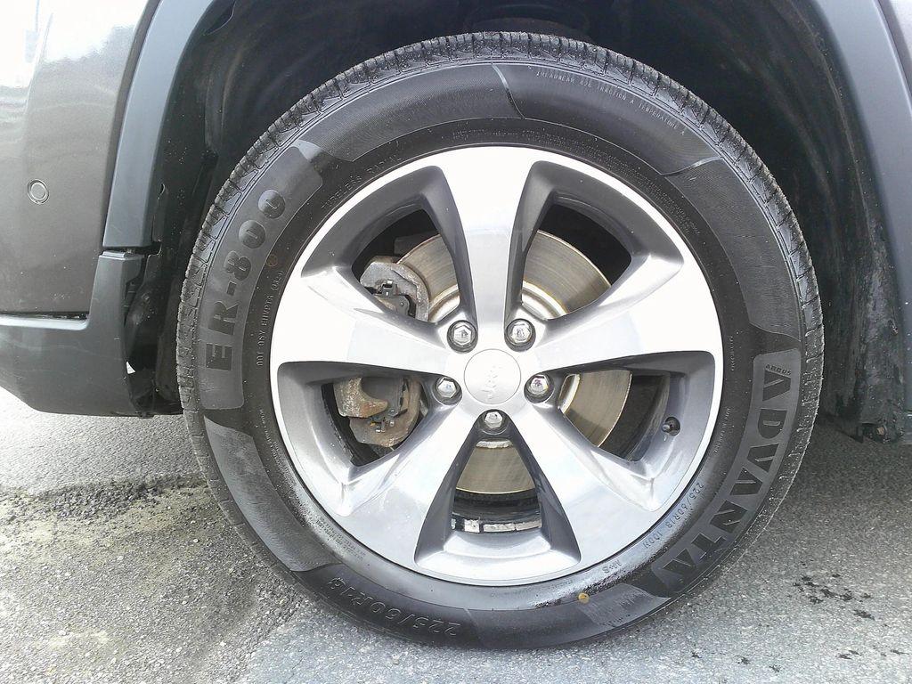 used 2019 Jeep Cherokee car