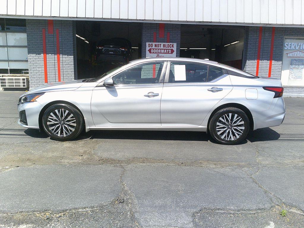 used 2023 Nissan Altima car, priced at $22,995