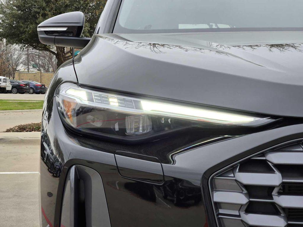 new 2025 Audi Q5 car, priced at $58,900