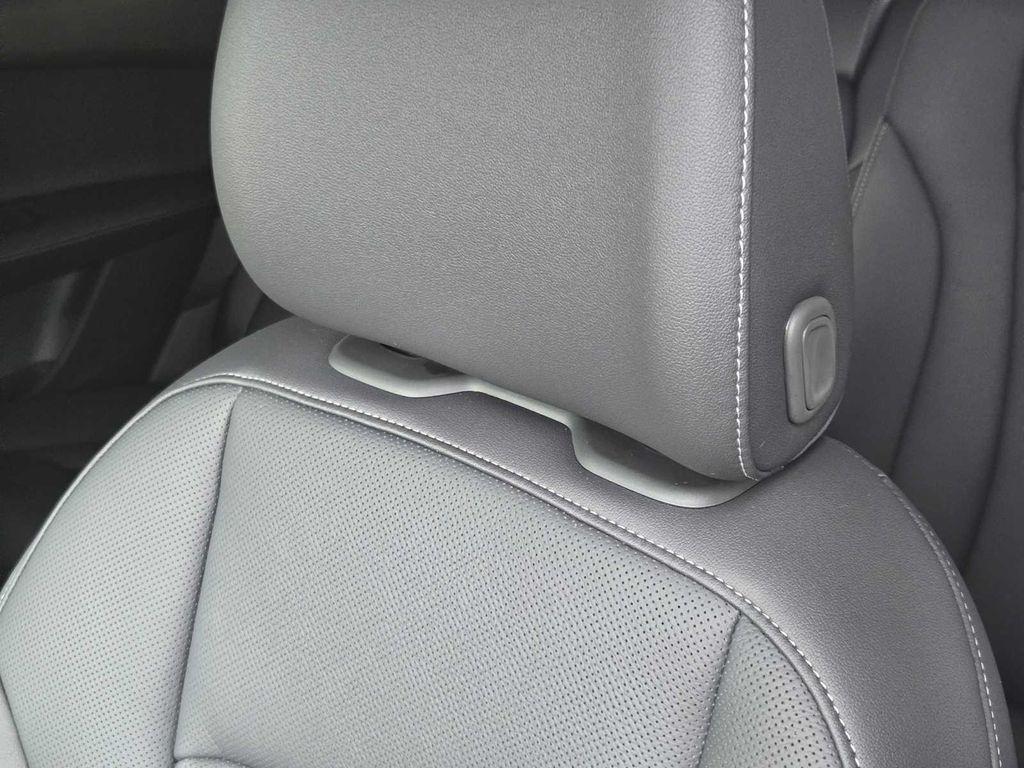 new 2026 Audi Q7 car, priced at $79,005