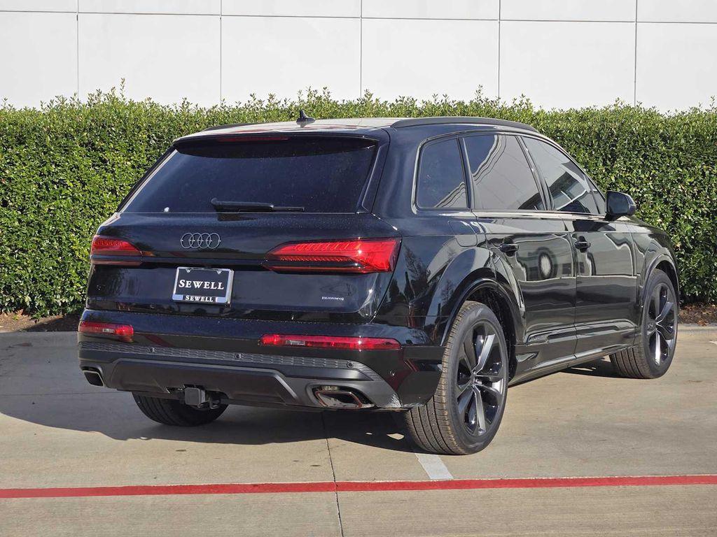 new 2026 Audi Q7 car, priced at $79,005
