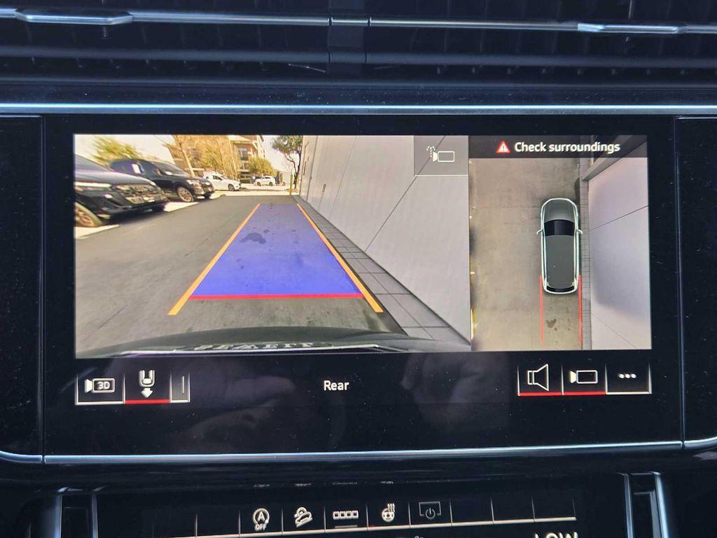 new 2026 Audi Q7 car, priced at $79,005