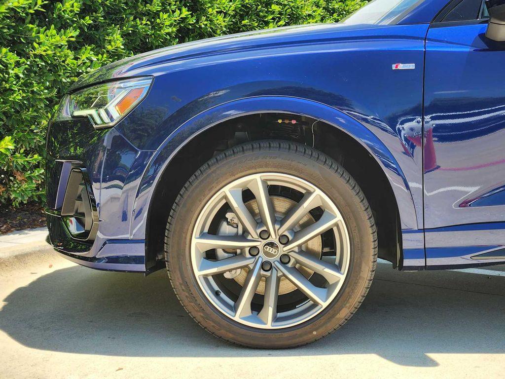 new 2025 Audi Q3 car, priced at $47,705