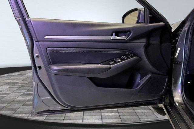 used 2023 Nissan Altima car, priced at $28,485