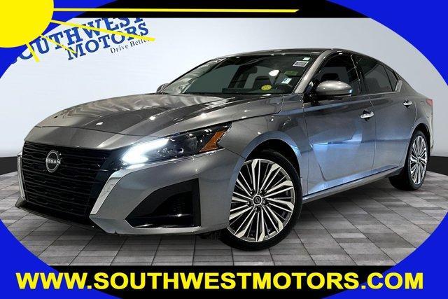 used 2023 Nissan Altima car, priced at $28,485