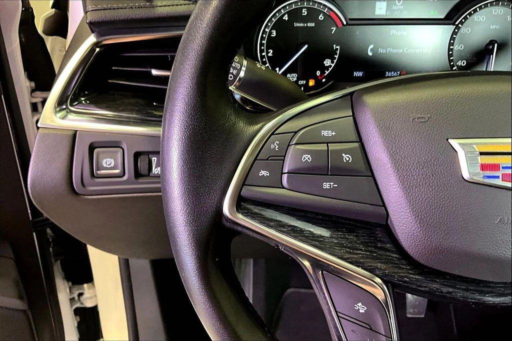 used 2023 Cadillac XT5 car, priced at $30,985