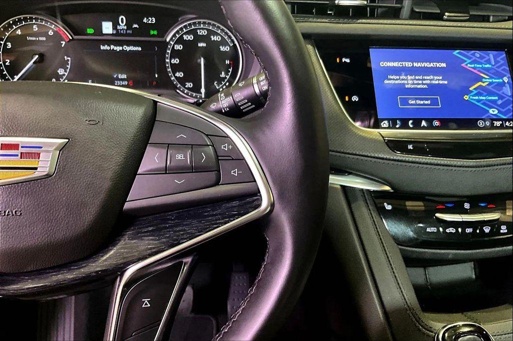 used 2024 Cadillac XT5 car, priced at $35,985