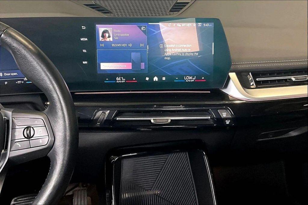BMW X1 view 10
