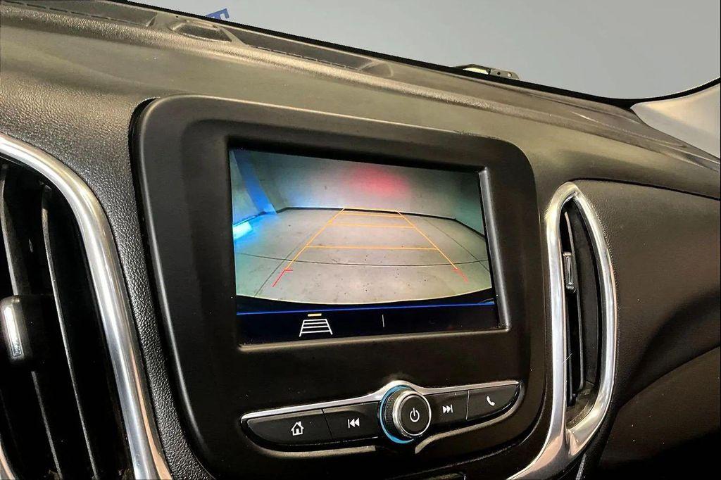 used 2020 Chevrolet Equinox car, priced at $21,584