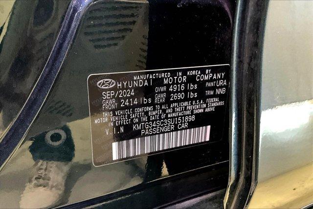 used 2025 Genesis G70 car, priced at $31,985