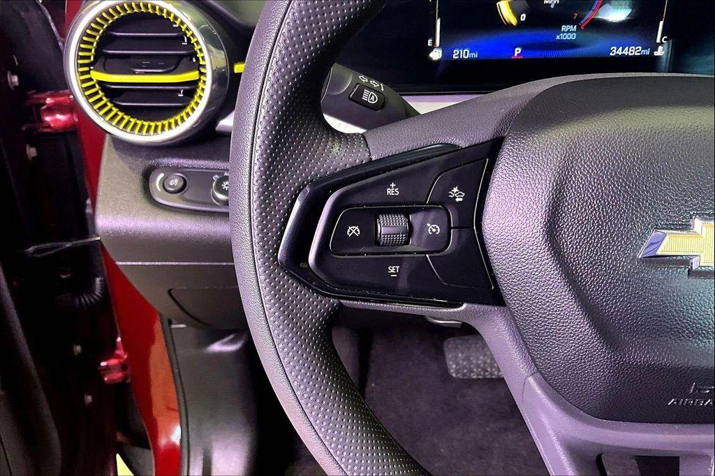 used 2025 Chevrolet Trax car, priced at $22,985
