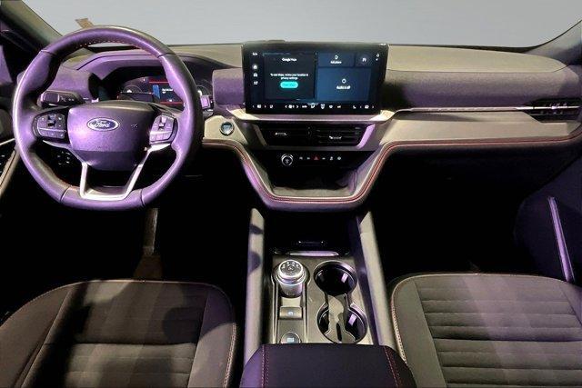 used 2025 Ford Explorer car, priced at $40,985