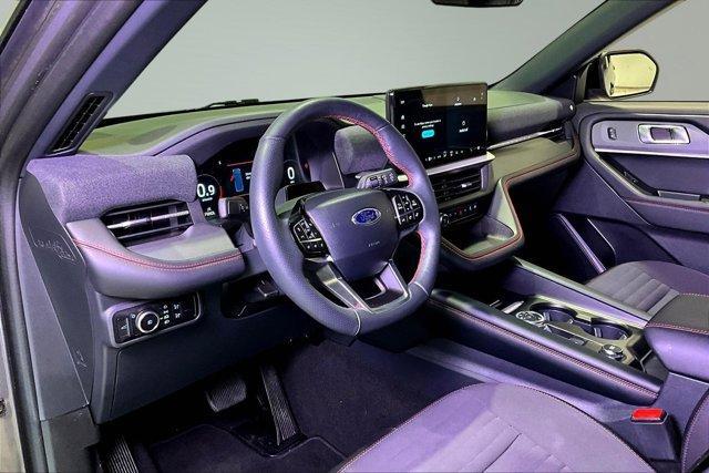 used 2025 Ford Explorer car, priced at $40,985