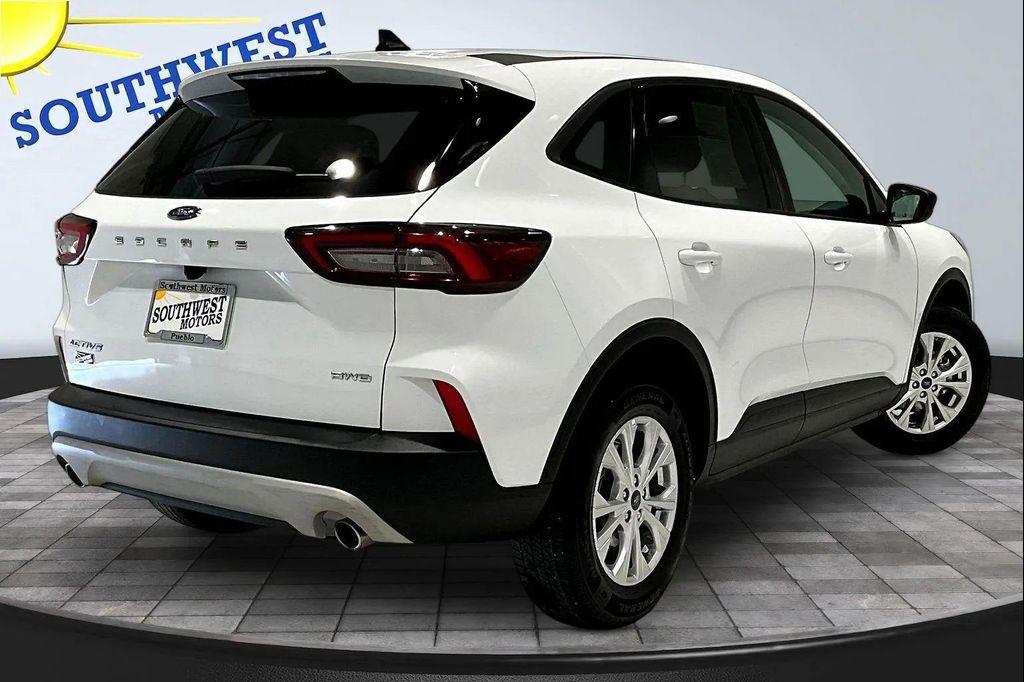 used 2025 Ford Escape car, priced at $24,985
