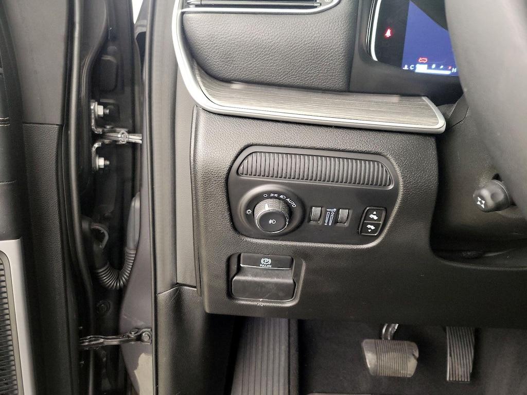 used 2024 Jeep Wagoneer L car, priced at $42,998