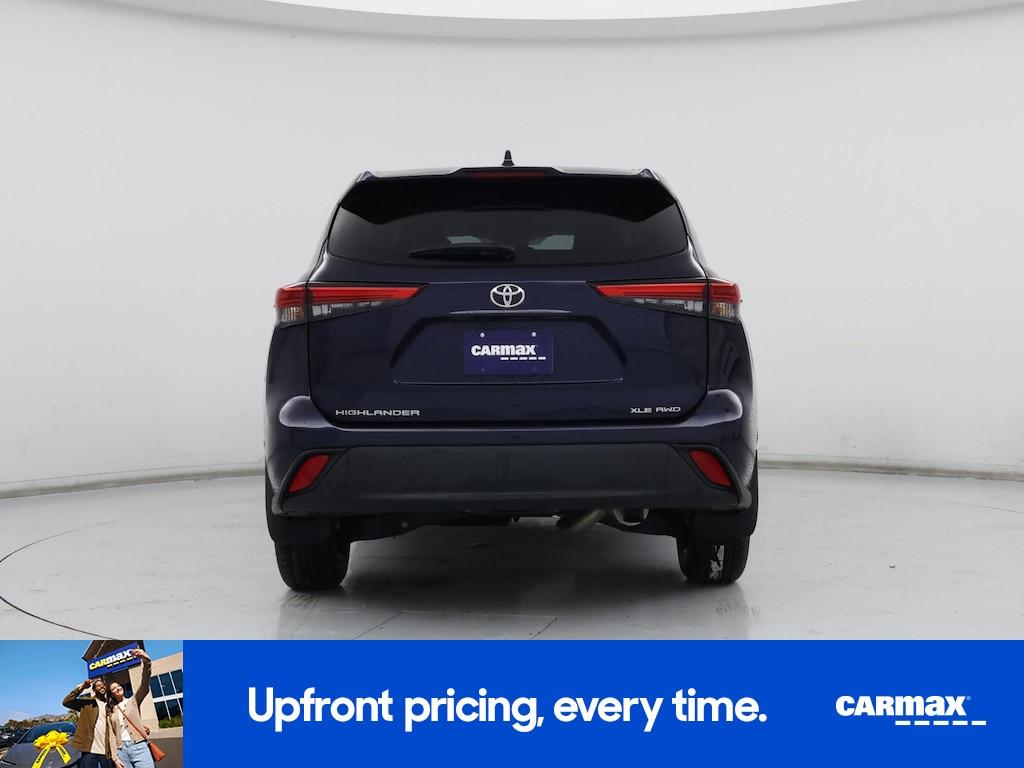 used 2023 Toyota Highlander car, priced at $37,998