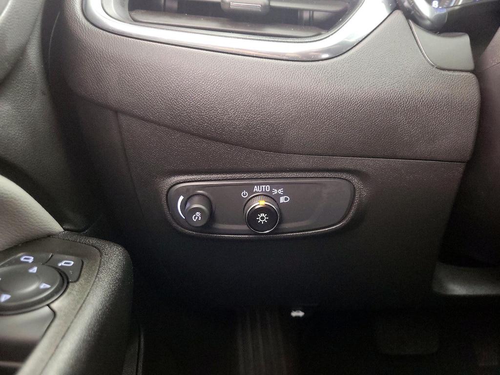 used 2023 Chevrolet Equinox car, priced at $20,998