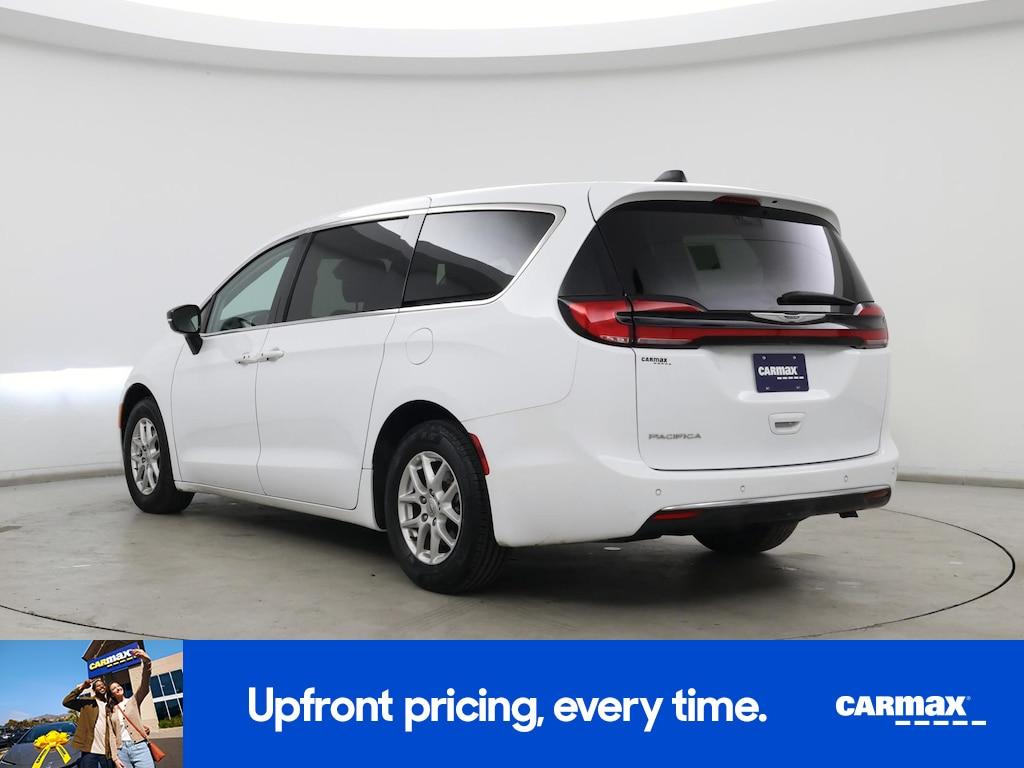 used 2024 Chrysler Pacifica car, priced at $29,998