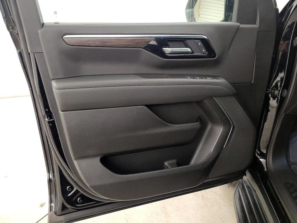 used 2025 Chevrolet Suburban car, priced at $63,998