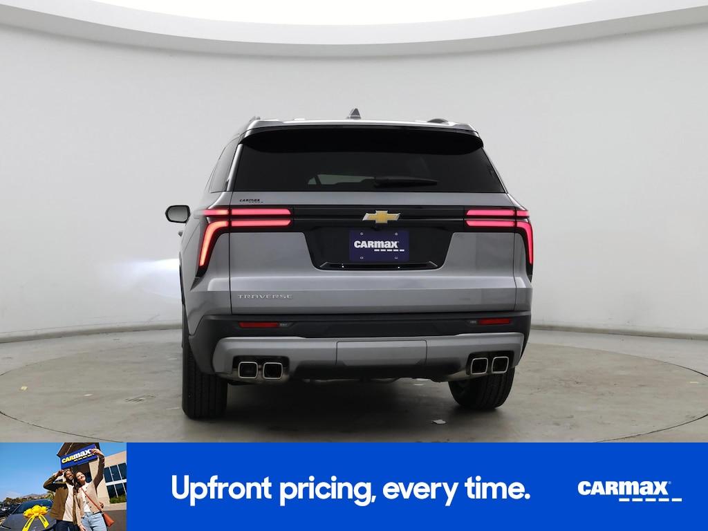 used 2025 Chevrolet Traverse car, priced at $37,998