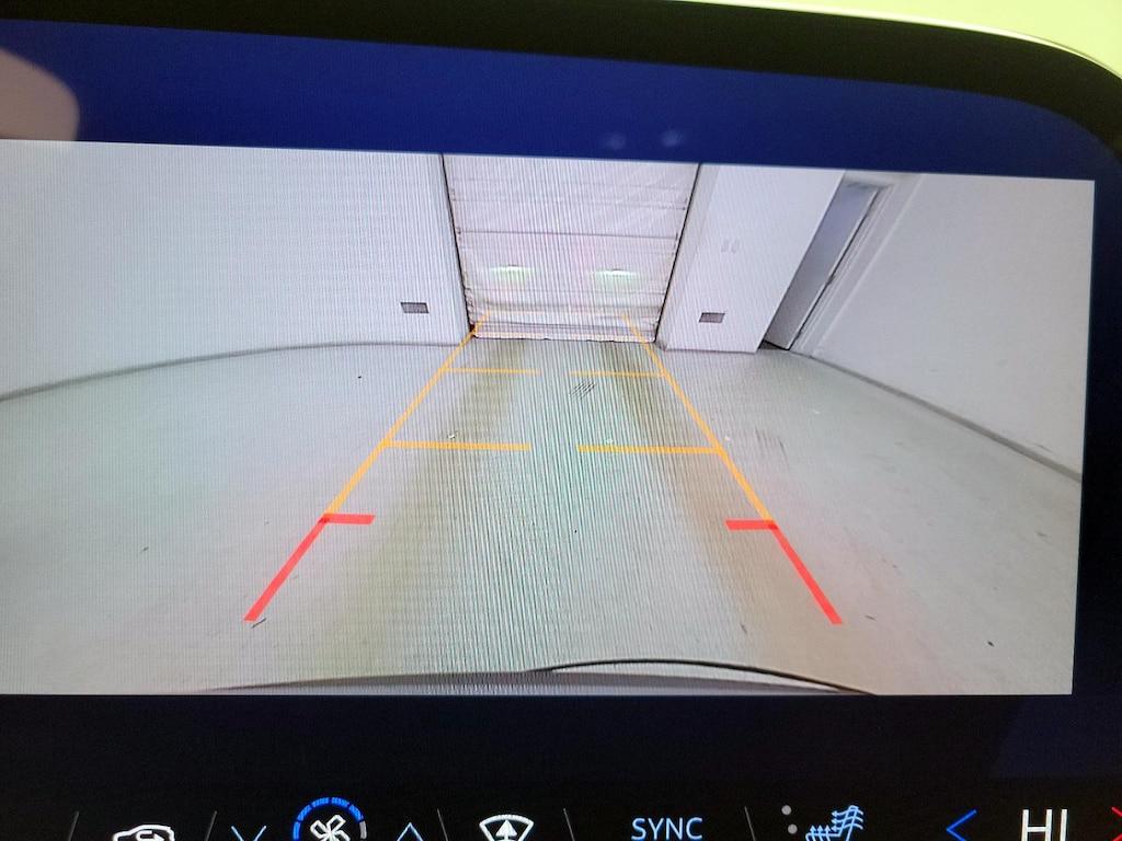 used 2025 Chevrolet Traverse car, priced at $37,998