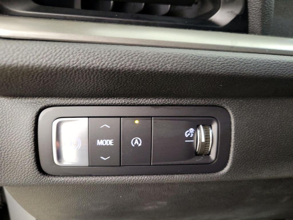 used 2025 Chevrolet Traverse car, priced at $37,998