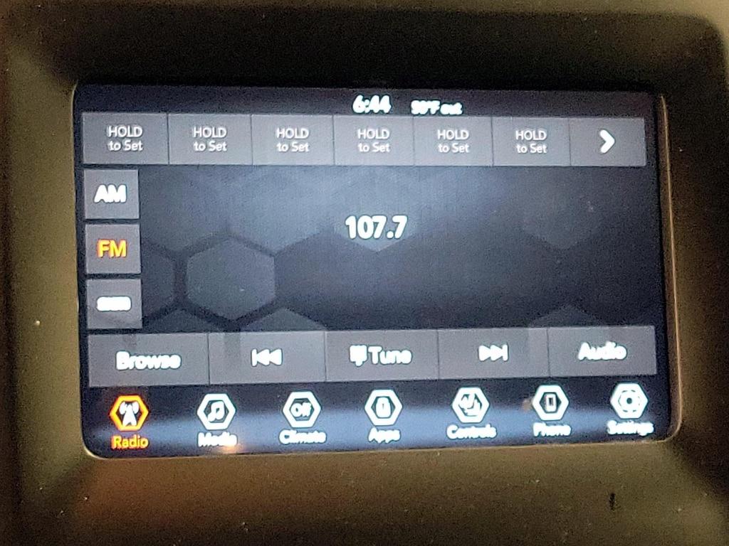 used 2021 Jeep Cherokee car, priced at $18,998