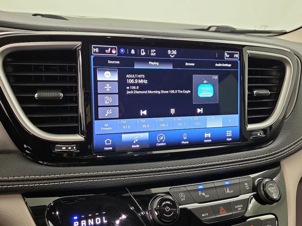 used 2023 Chrysler Pacifica car, priced at $34,998